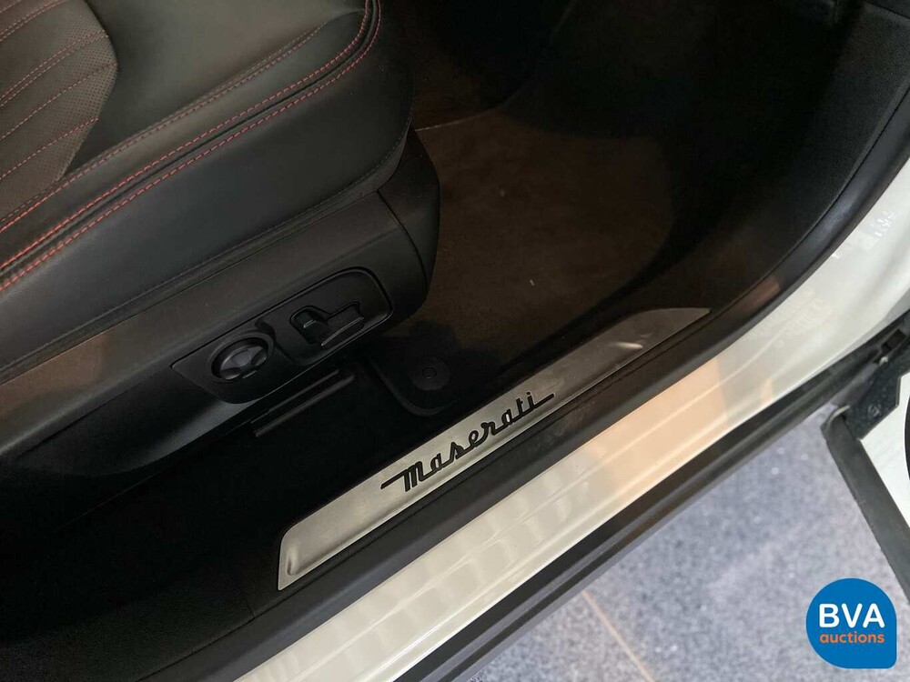 Maserati Levante S 3.0 V6 AWD 430pk 2016