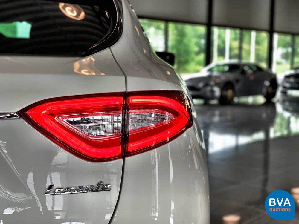 Maserati Levante S 3.0 V6 AWD 430pk 2016