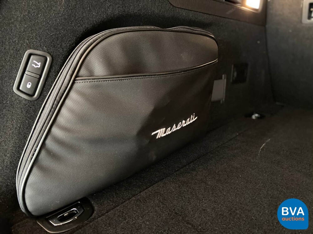 Maserati Levante S 3.0 V6 AWD 430pk 2016