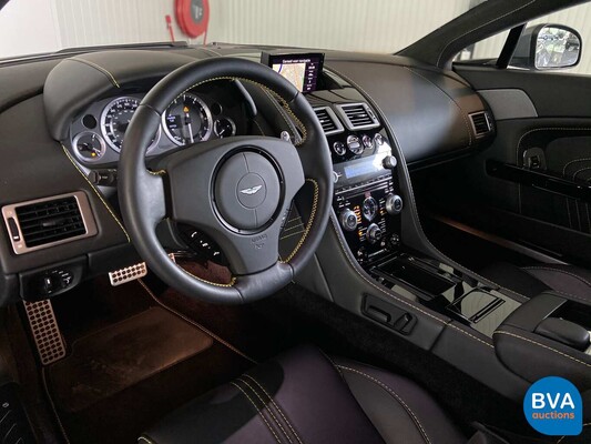 Aston Martin V8 Vantage S 4.7 V8 436 PS 2015.