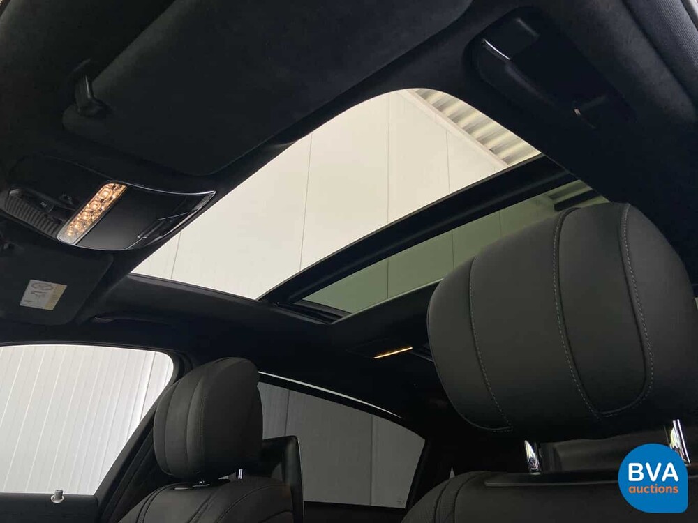 Mercedes-Benz S600 Maybach V12 530hp 2015.