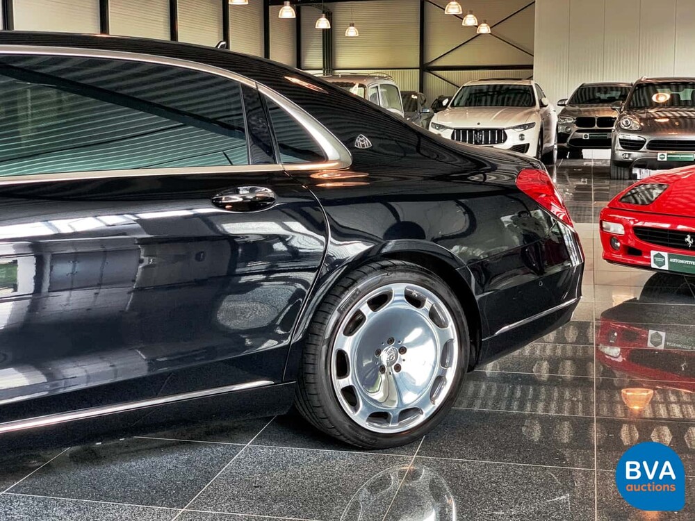 Mercedes-Benz S600 Maybach V12 530hp 2015.