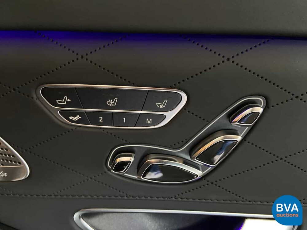 Mercedes-Benz S600 Maybach V12 530hp 2015.