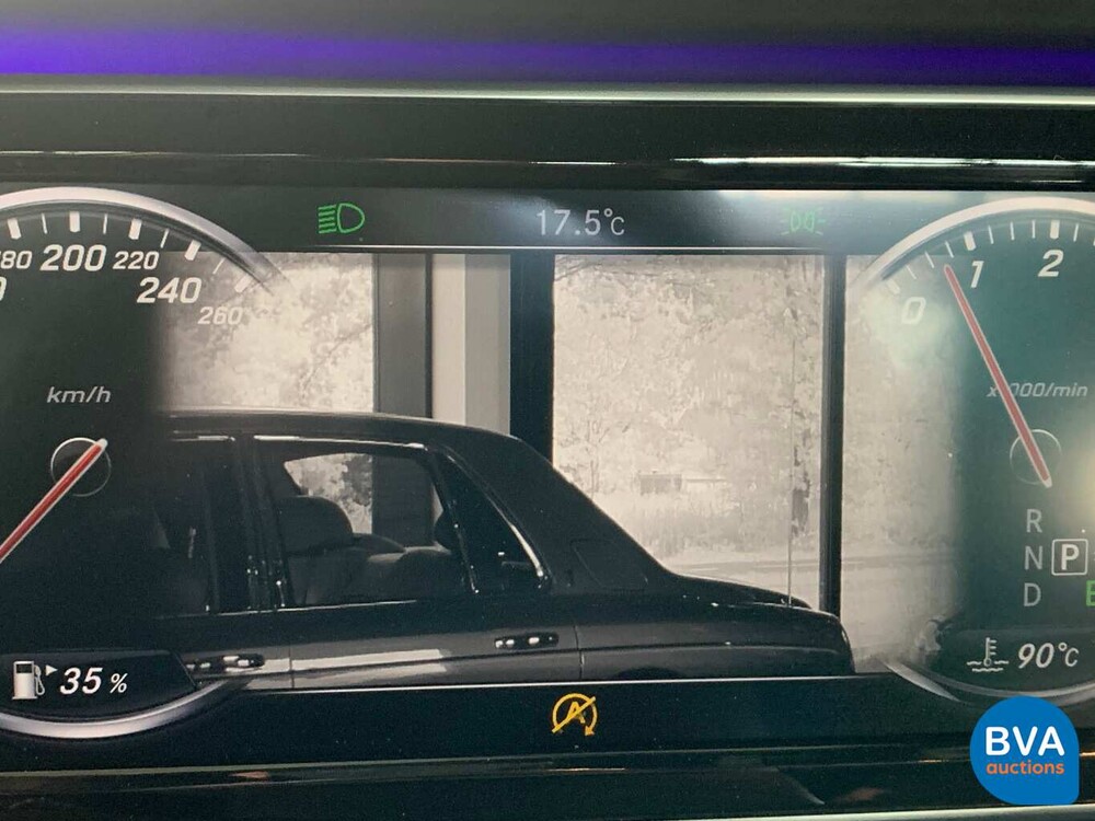 Mercedes-Benz S600 Maybach V12 530hp 2015.