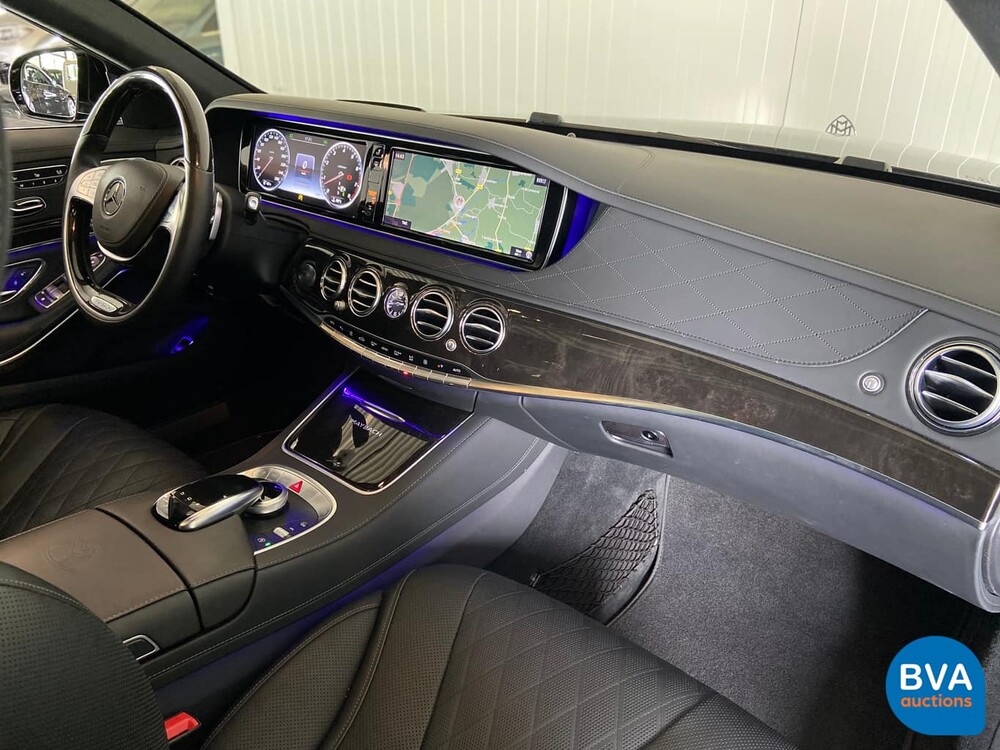 Mercedes-Benz S600 Maybach V12 530hp 2015.