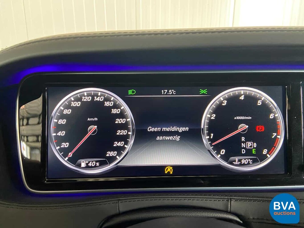 Mercedes-Benz S600 Maybach V12 530hp 2015.