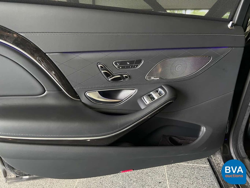 Mercedes-Benz S600 Maybach V12 530hp 2015.