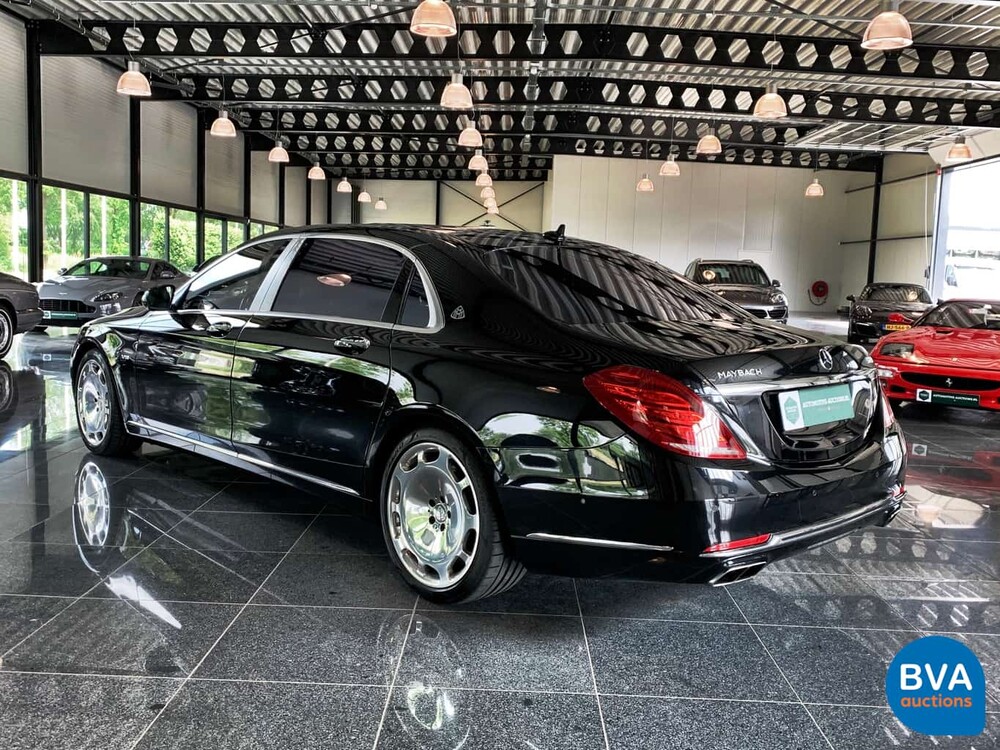 Mercedes-Benz S600 Maybach V12 530hp 2015.