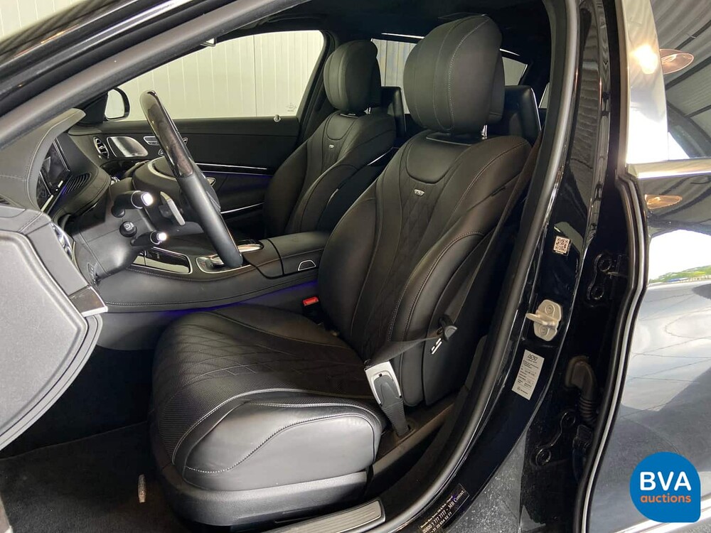 Mercedes-Benz S600 Maybach V12 530hp 2015.