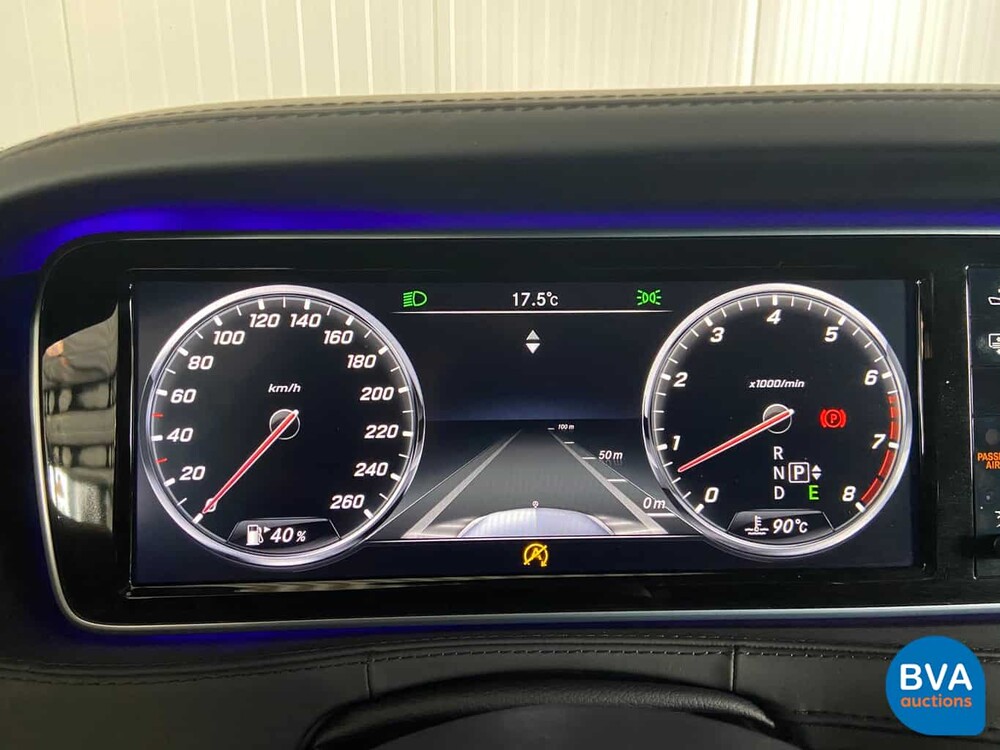 Mercedes-Benz S600 Maybach V12 530hp 2015.