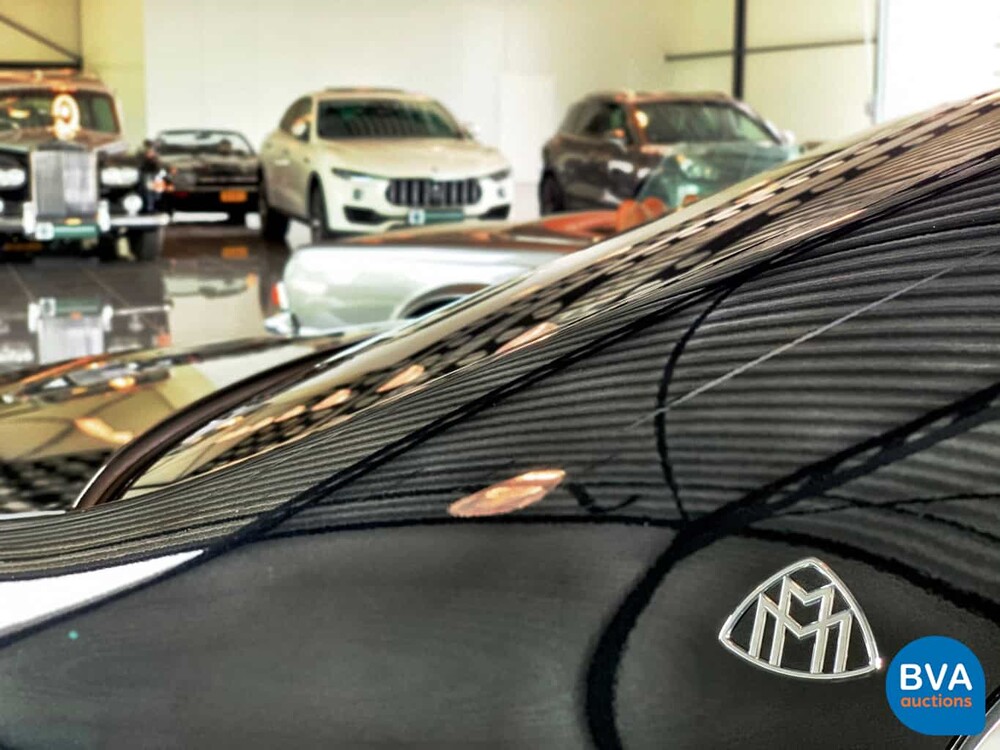 Mercedes-Benz S600 Maybach V12 530hp 2015.