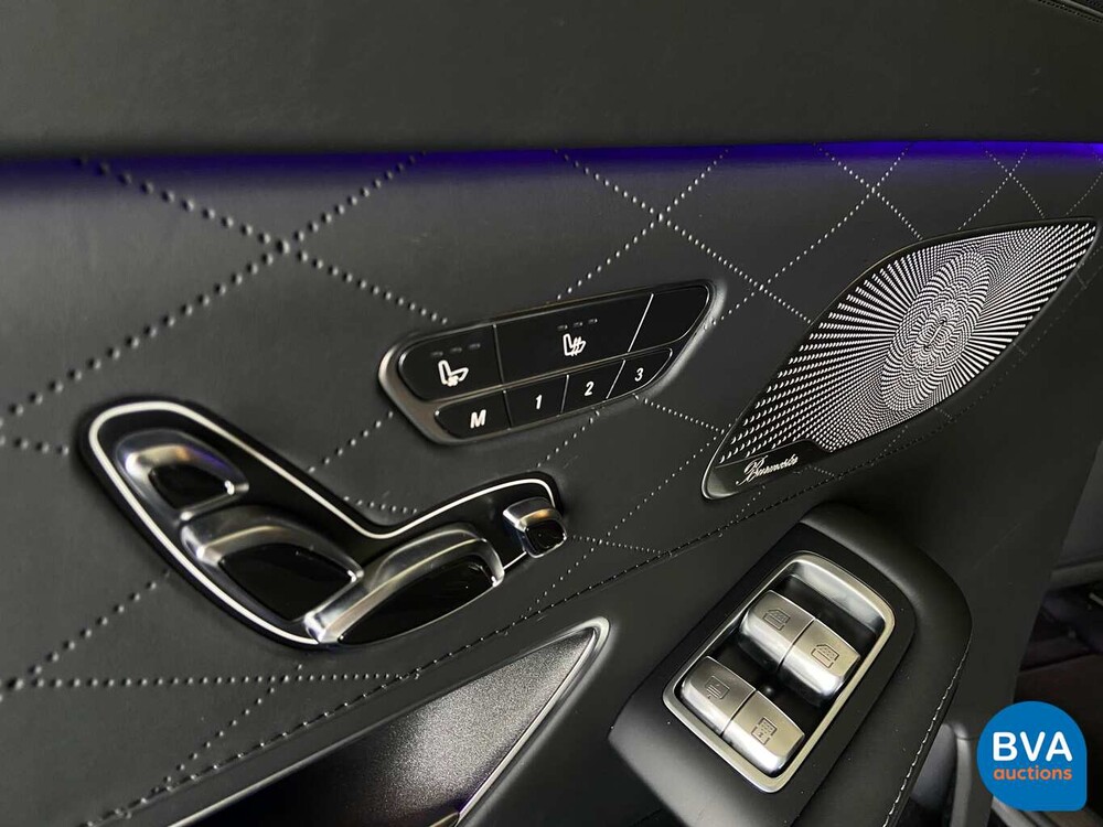 Mercedes-Benz S600 Maybach V12 530hp 2015.