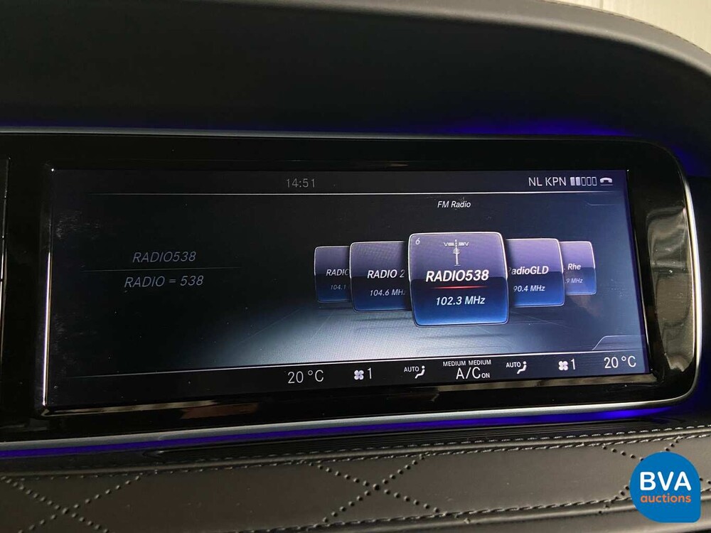 Mercedes-Benz S600 Maybach V12 530hp 2015.