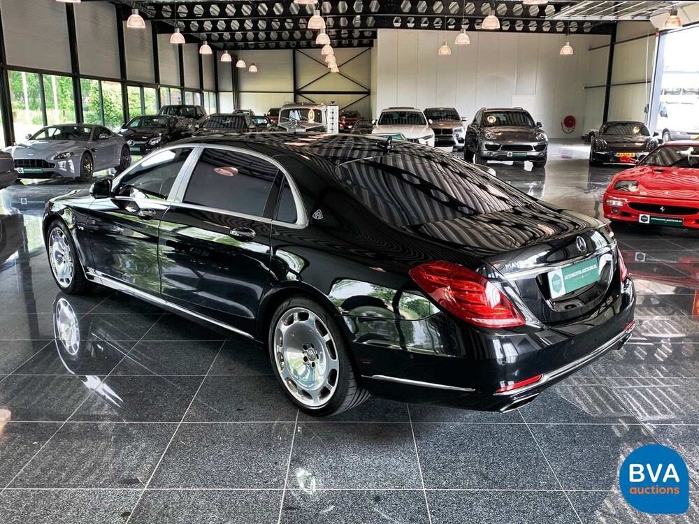 Mercedes-Benz S600 Maybach V12 530hp 2015.