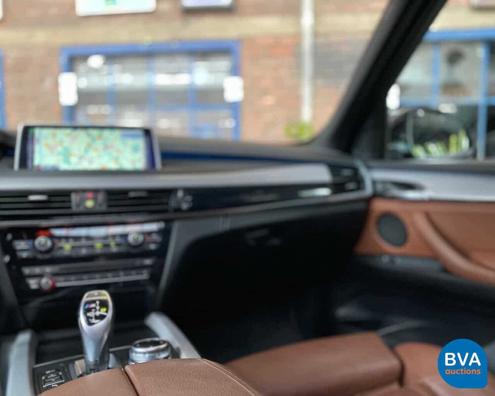 BMW X5 M50d xDrive 381pk EURO6 2014