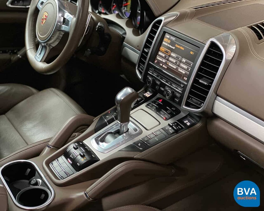 Porsche Cayenne Turbo 4.8 V8 500pk 2013, 9-TTN-90