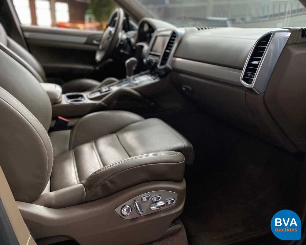 Porsche Cayenne Turbo 4.8 V8 500pk 2013, 9-TTN-90