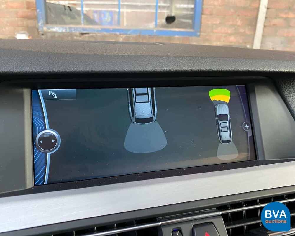 BMW 5-Serie Touring 528i High Executive 6-Cilinder -Org. NL-, 32-PSZ-2