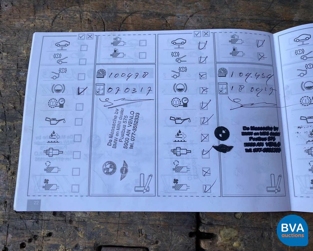 BMW 5-Serie Touring 528i High Executive 6-Cilinder -Org. NL-, 32-PSZ-2