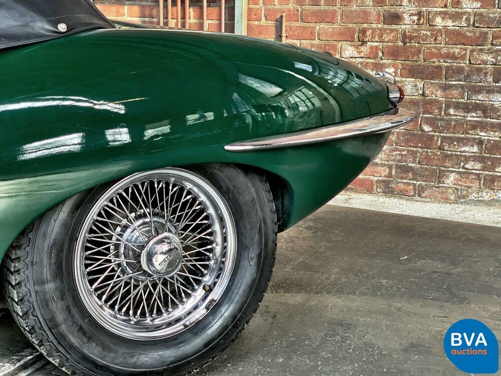 Jaguar E-Type Convertible 4.2 zes-in-lijn, YG-17-VR