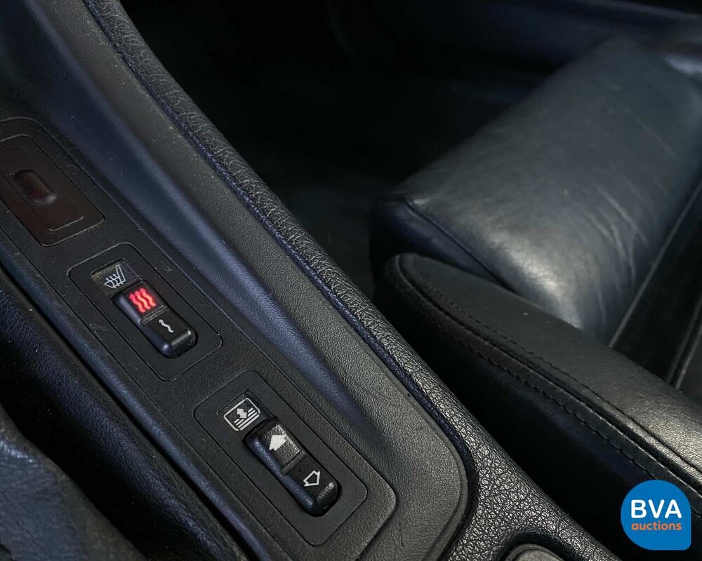 BMW 850i V12 300pk 1991