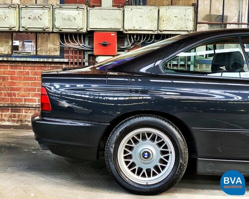 BMW 850i V12 300pk 1991