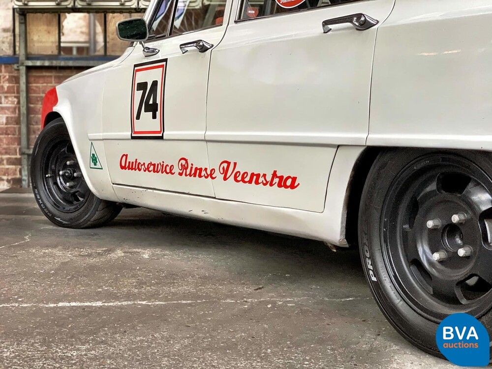 Alfa Romeo Giulia 1.6 Super Lusso 1976 Original NL, 07-JM-48.