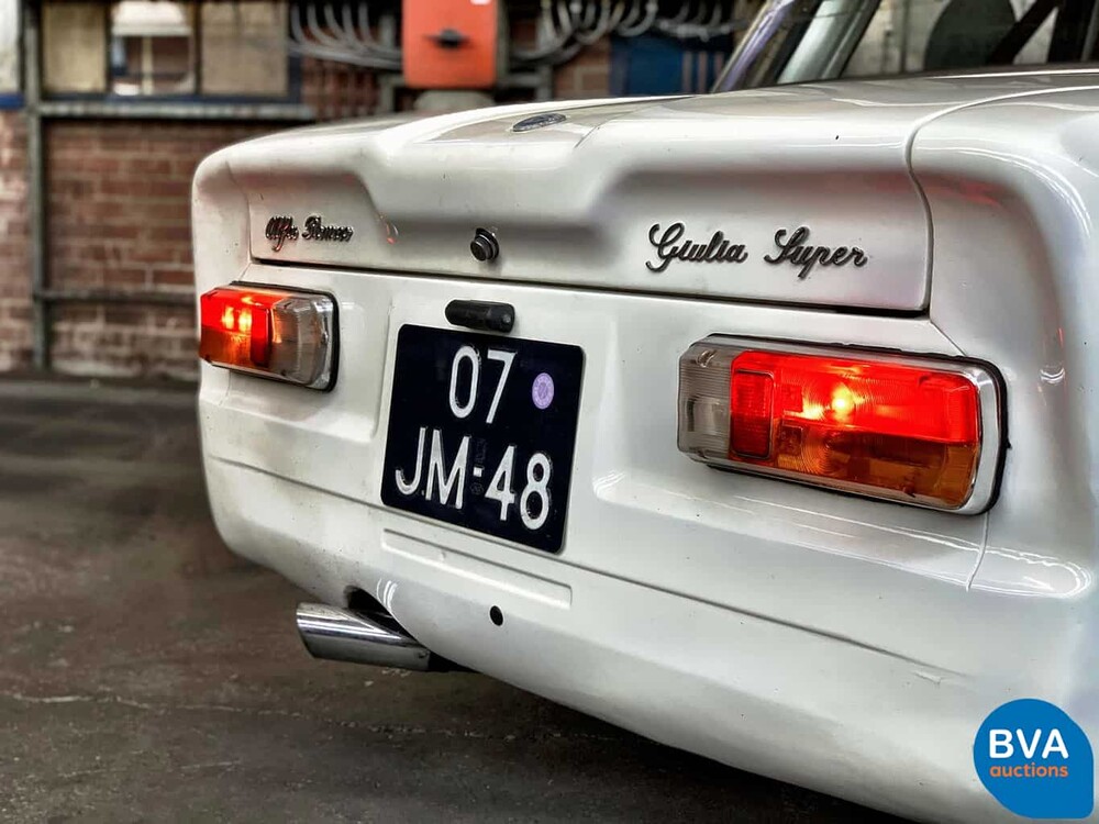 Alfa Romeo Giulia 1.6 Super Lusso 1976 Original NL, 07-JM-48.