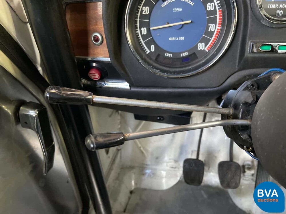 Alfa Romeo Giulia 1.6 Super Lusso 1976 Original NL, 07-JM-48.