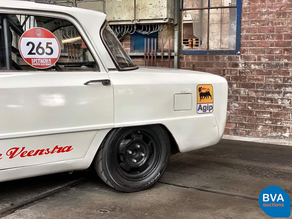 Alfa Romeo Giulia 1.6 Super Lusso 1976 Original NL, 07-JM-48.