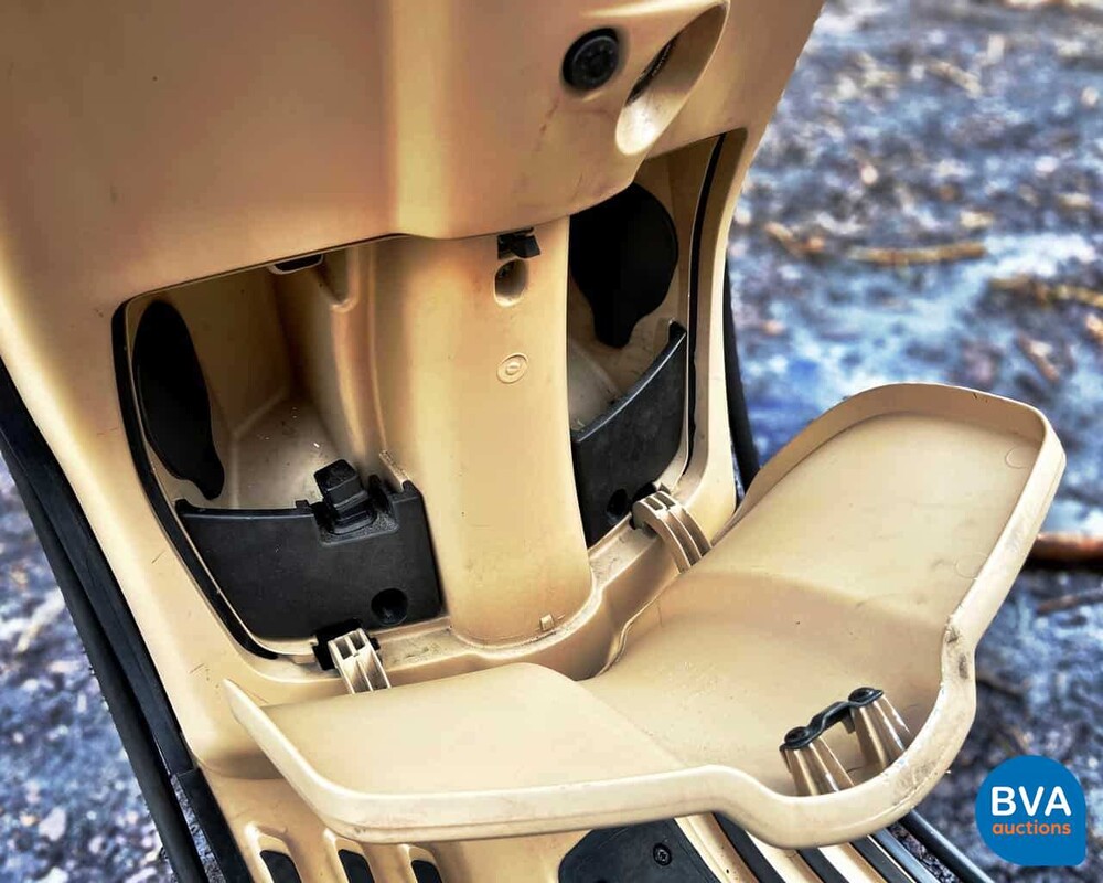 Piaggio Vespa Sprint 4-takt 2016, DGV-82-P