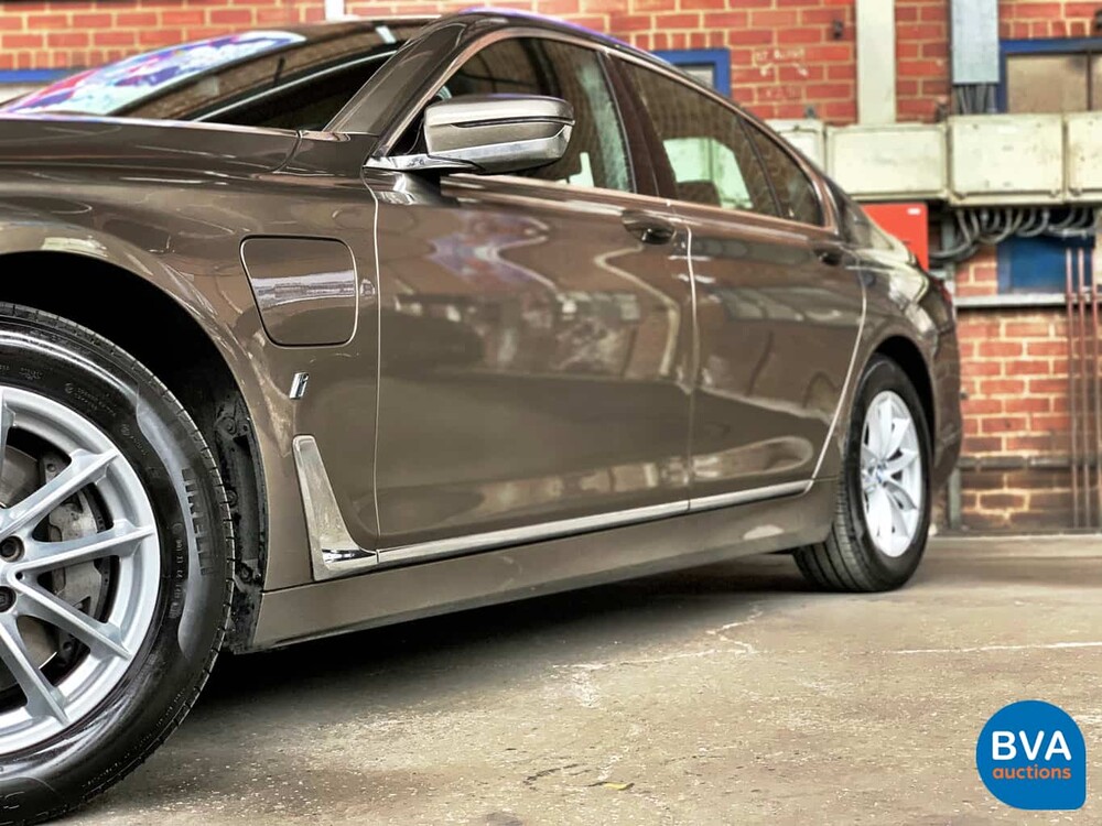BMW 740e iPerformance High Executive 7-serie 326pk 2016, KV-848-D