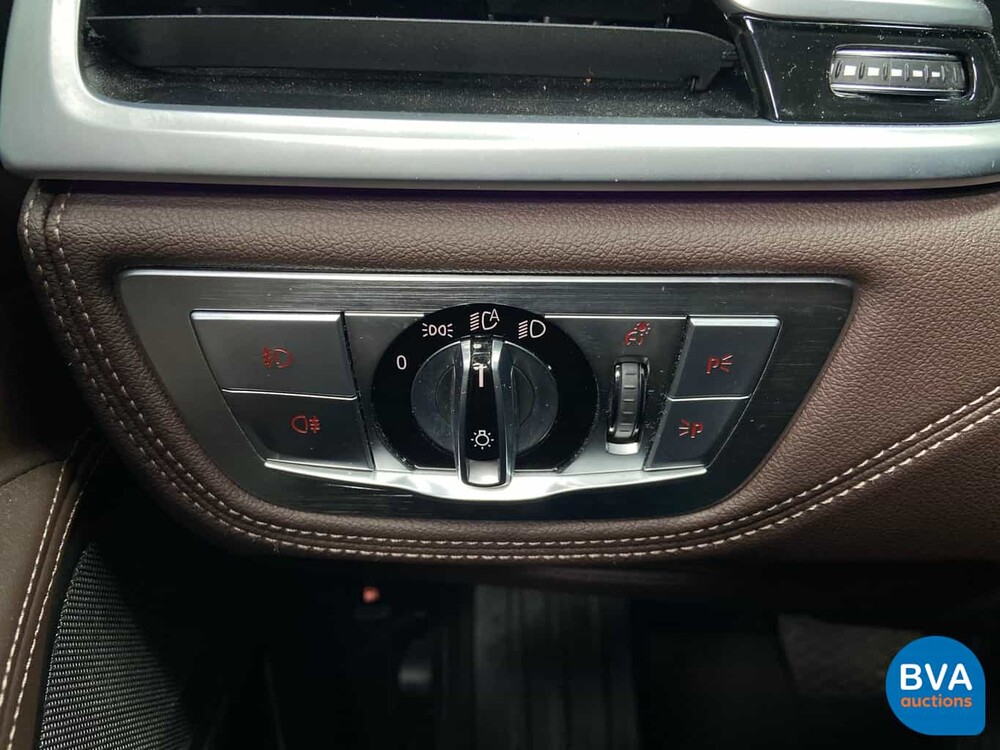 BMW 740e iPerformance High Executive 7-serie 326pk 2016, KV-848-D