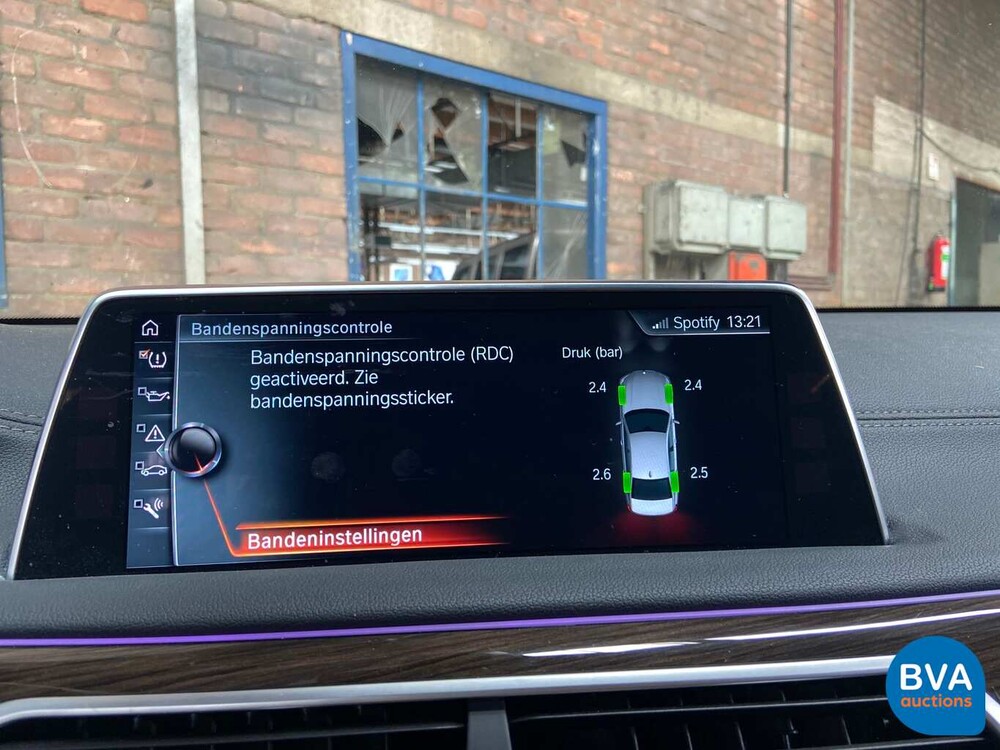 BMW 740e iPerformance High Executive 7-serie 326pk 2016, KV-848-D