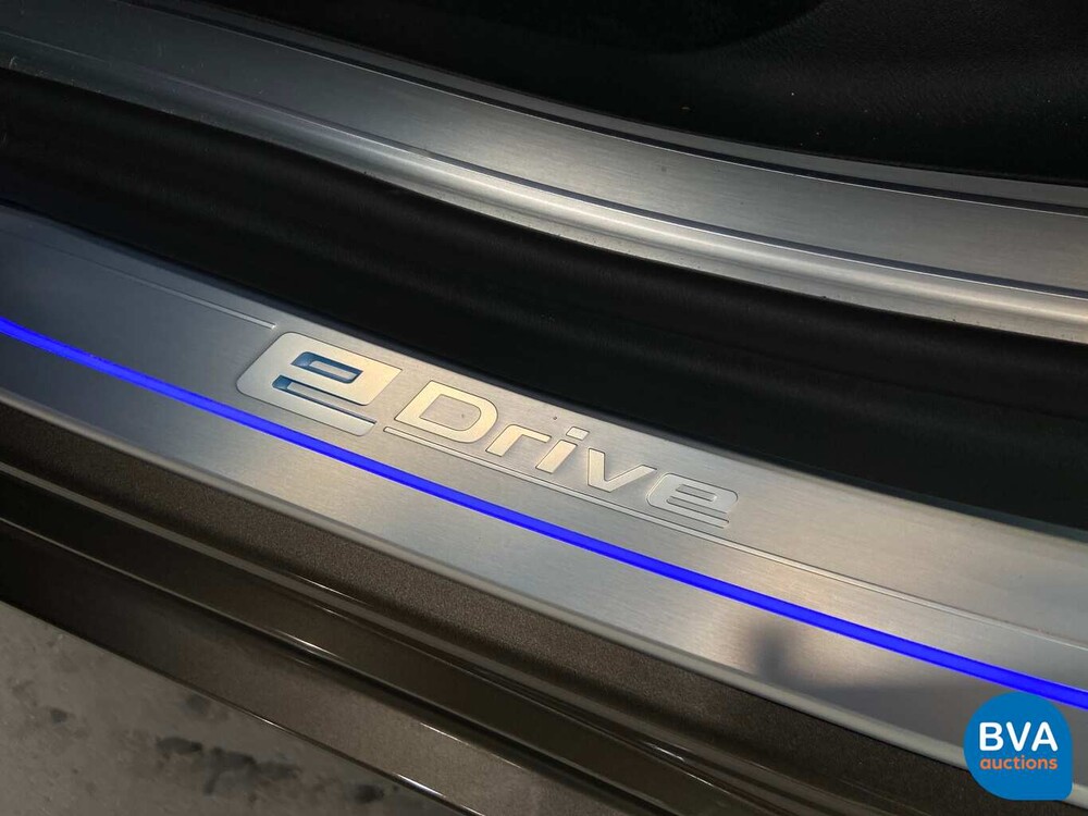 BMW 740e iPerformance High Executive 7-serie 326pk 2016, KV-848-D