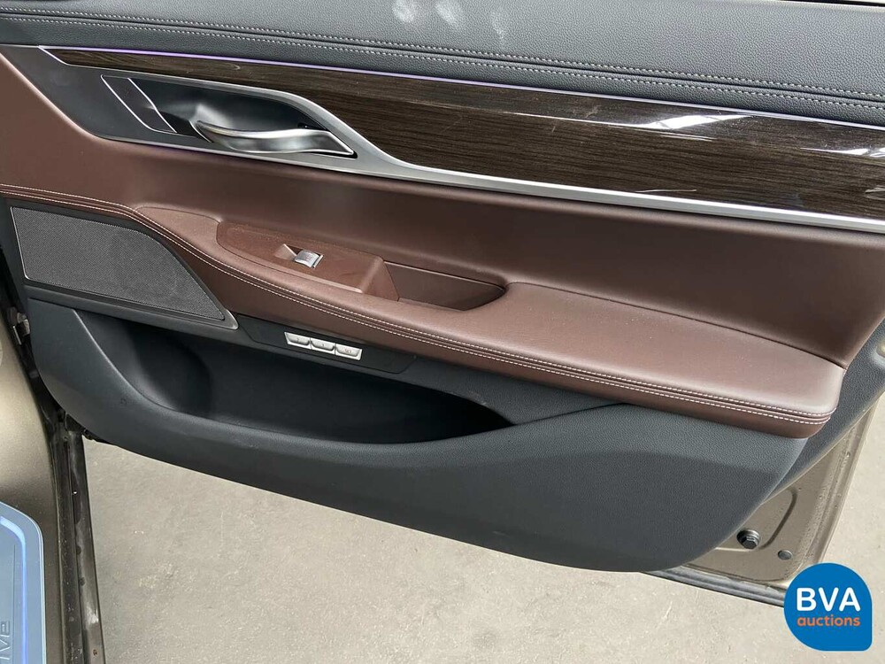 BMW 740e iPerformance High Executive 7-serie 326pk 2016, KV-848-D