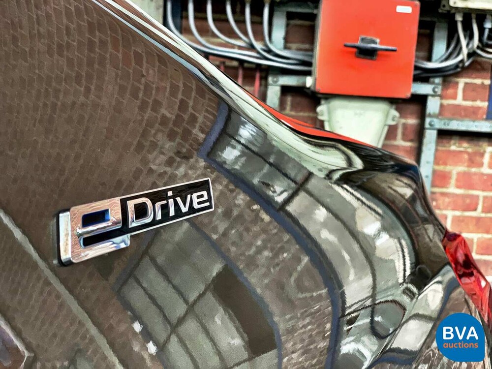 BMW 740e iPerformance High Executive 7-serie 326pk 2016, KV-848-D