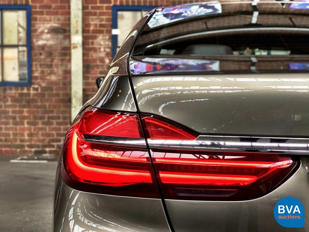 BMW 740e iPerformance High Executive 7-serie 326pk 2016, KV-848-D