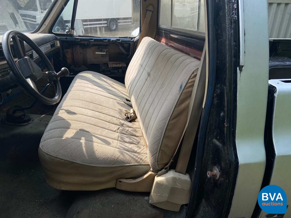 G.M.C. Sierra Classic 1500 Monster Truck 6.2 Diesel.