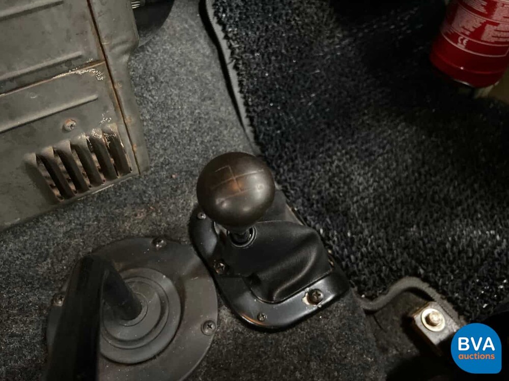 Toyota FJ40 Land-Cruiser 3.9 6-cil benzine 136pk 1973, 77-YB-51