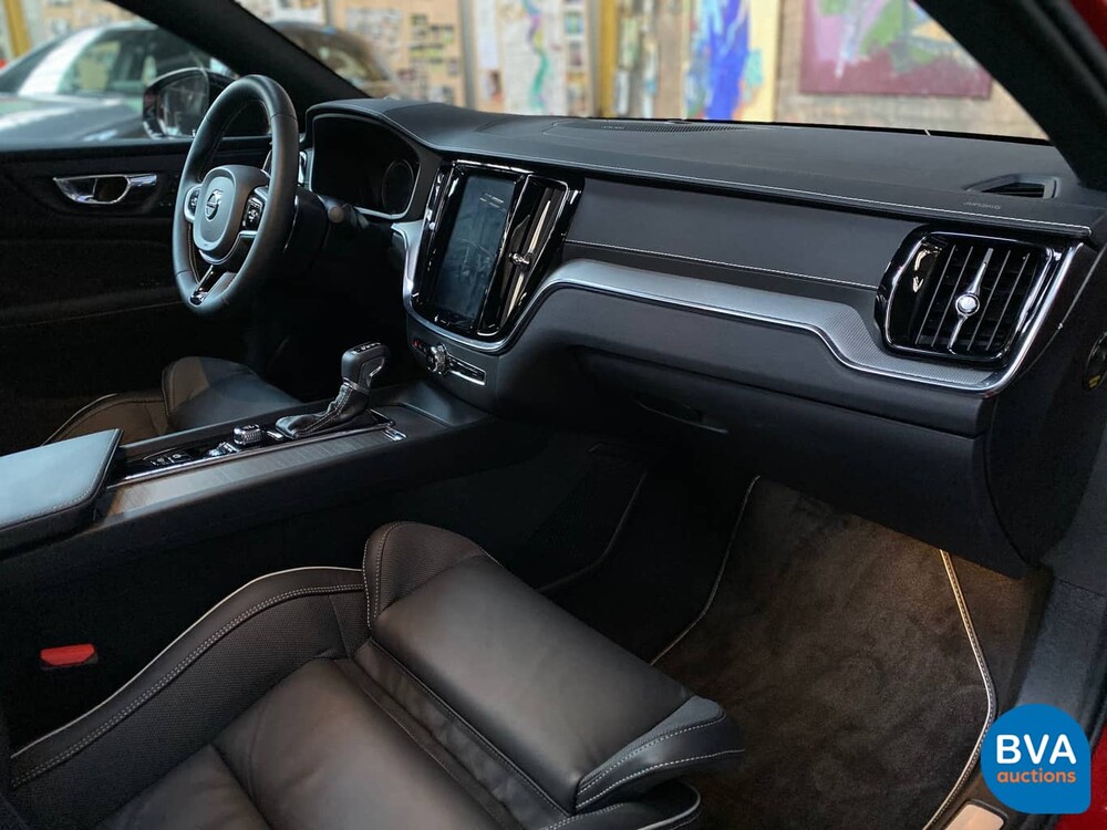 Volvo S60 T5 Intro Edition 250pk 2019, ZF-843-T