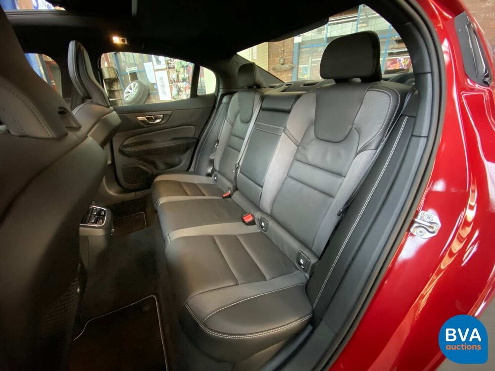 Volvo S60 T5 Intro Edition 250pk 2019, ZF-843-T