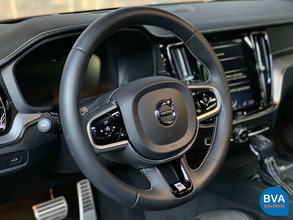 Volvo S60 T5 Intro Edition 250pk 2019, ZF-843-T