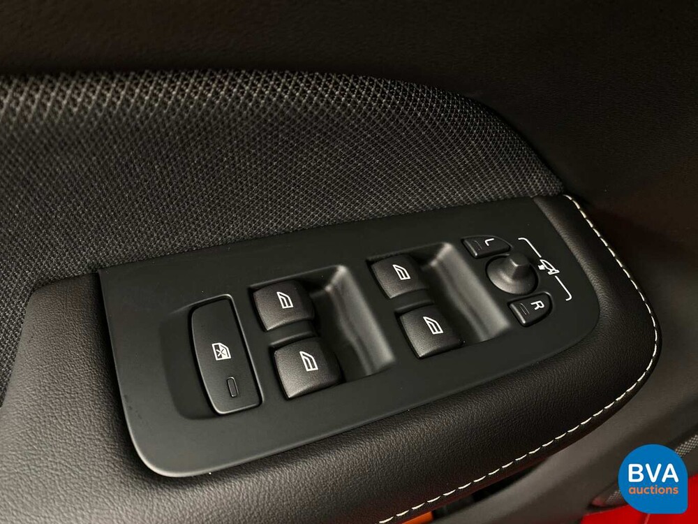 Volvo S60 T5 Intro Edition 250pk 2019, ZF-843-T