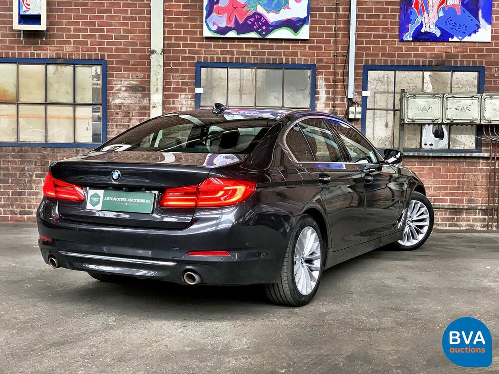 BMW 530d xDrive Luxury Line 265pk 2016 5-Serie, SG-223-J