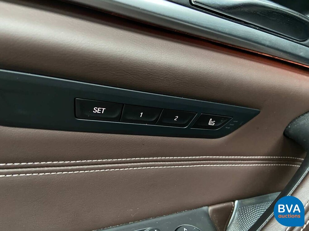 BMW 530d xDrive Luxury Line 265pk 2016 5-Serie, SG-223-J