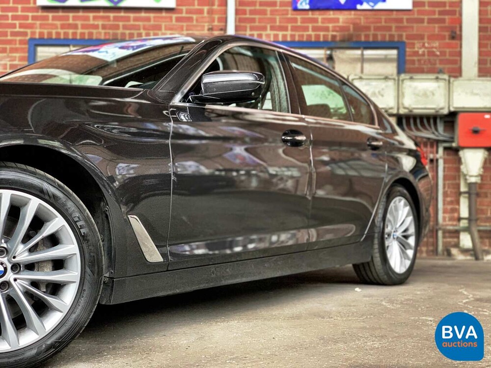 BMW 530d xDrive Luxury Line 265pk 2016 5-Serie, SG-223-J
