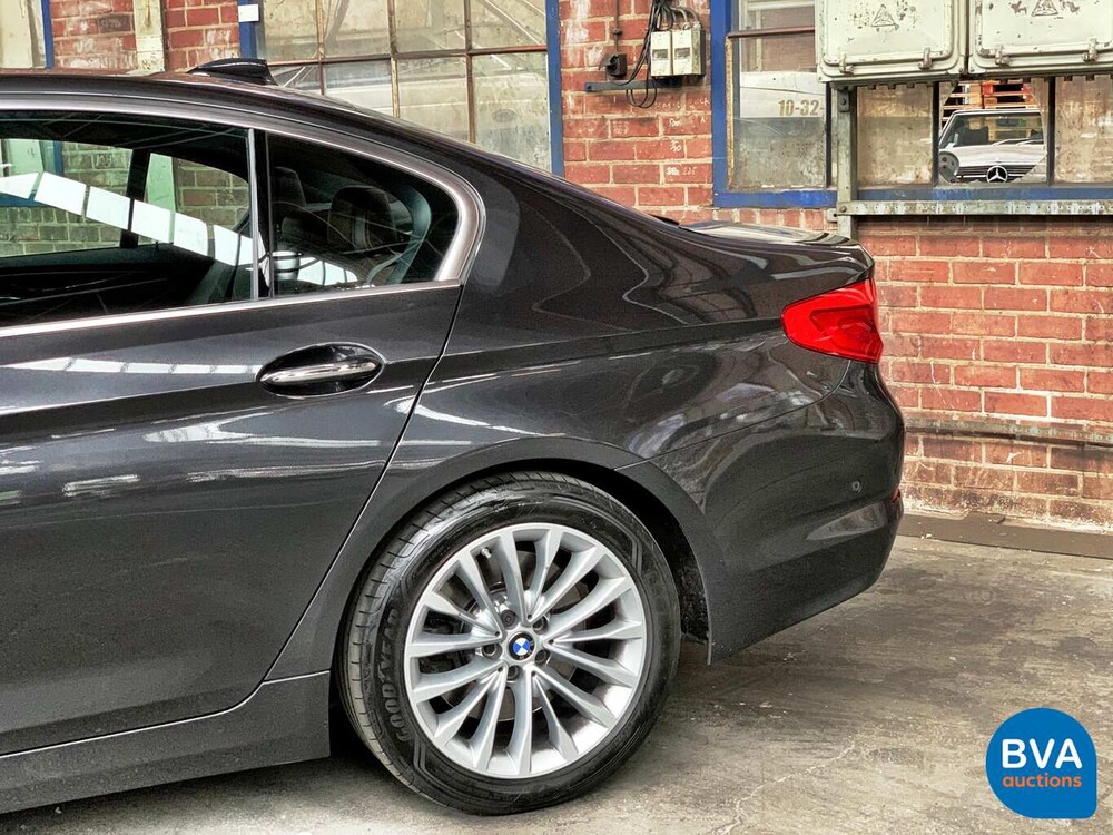 BMW 530d xDrive Luxury Line 265pk 2016 5-Serie, SG-223-J