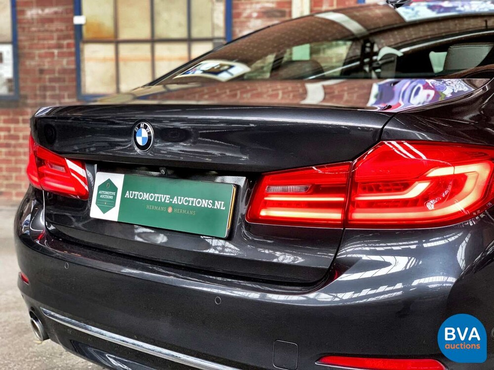 BMW 530d xDrive Luxury Line 265pk 2016 5-Serie, SG-223-J