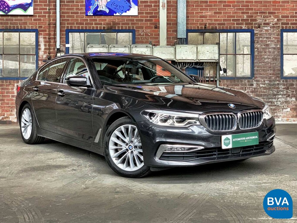 BMW 530d xDrive Luxury Line 265pk 2016 5-Serie, SG-223-J